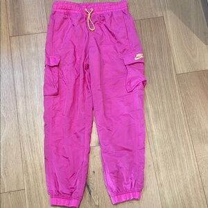 Nike Women Hot Pink Jogger, Small